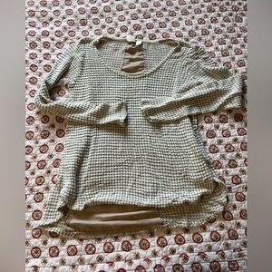 Anthropologie Lightweight Long Sleeve Flowy Top Beige Size Medium